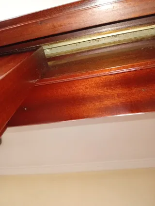 Puerta corredera de madera