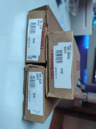 3 x 20€ Chanclas Havaianas Blancas y Verdes