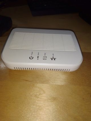 Router + Módem Parlem