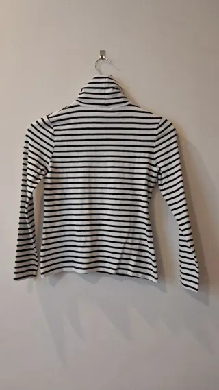 Jersey cuello alto rayas blanco y negro