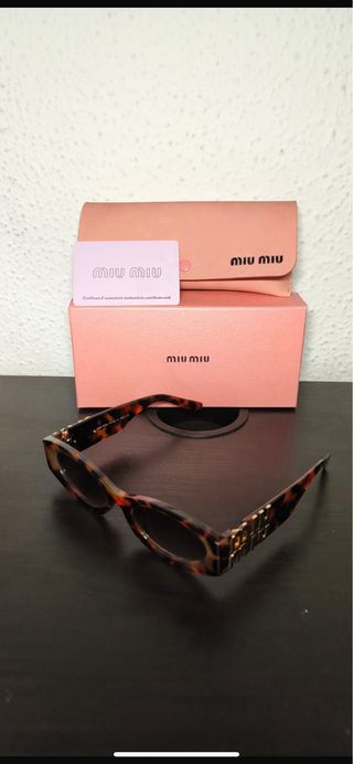 Gafas de sol Miu Miu Tortoise