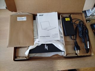 Acer Nitro V15 i9-13900H RTX 5060 32GB + Seguro