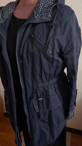 Parka azul marino talla 42