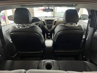 Hyundai Veloster 2012