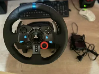 Volante Logitech G29 Driving Force PS5/PS4/PS3/PC