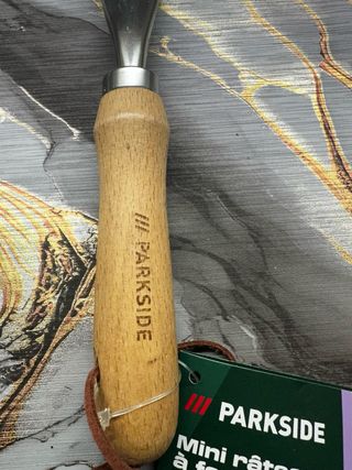 Mini rastrello Parkside per foglie