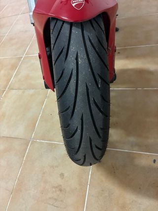 Ducati Monster 796 Roja 2011