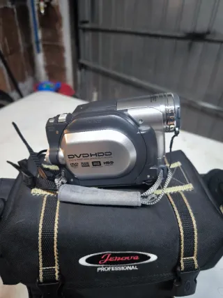 Cámara Hitachi MULTI FORMAT+