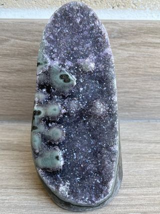 Drusa Amatista con Estalactita