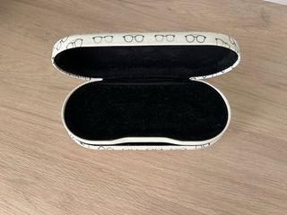 Estuche doble para gafas y lentillas