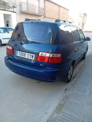 KIA Carens 2004