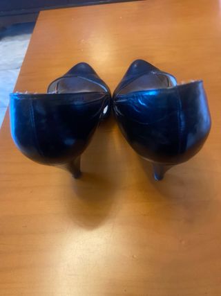 Zapatos de tacón negros