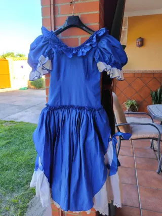 Trajes de flamenca rojo y azul muy originales