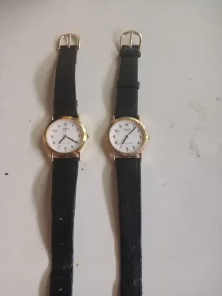 Reloj Casio Dorado y Negro