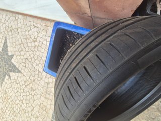 Neumáticos Westlake 235/50 R19 99W. 4 neumaticos,