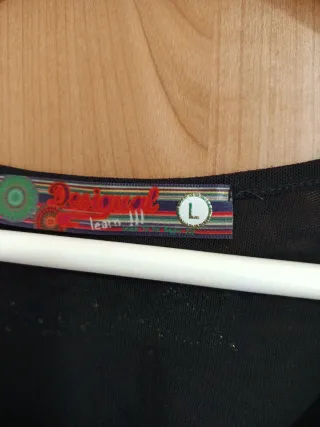 Blusa Desigual Talla L Negra y Multicolor