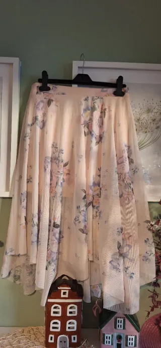 Falda mujer flores rosa romántica