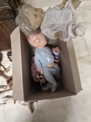 Lote di bambole antiche