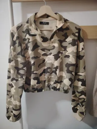 Sudadera Camuflaje Cropped (Leer Descripción)