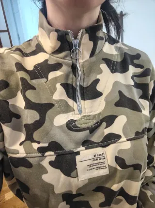 Sudadera Camuflaje Cropped (Leer Descripción)