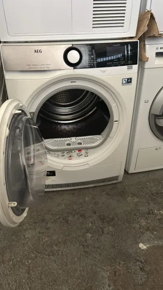 Secadora AEG 8000 Series Lavatherm 220€