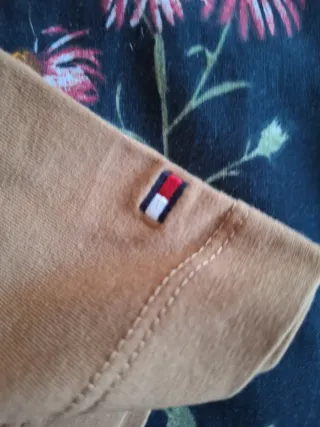 Camiseta Tommy Hilfiger Talla L Marrón