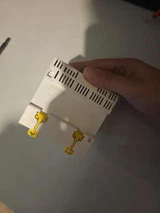 Contador de energía Schneider 3P1