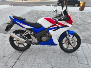 Honda CBR 125R (19.000km) Carnet A2 y A1