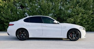 Alfa Romeo Giulia Veloce Q4