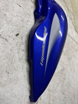 Tapa lateral derecha Yamaha Aerox 49cc
