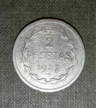 Lote 2 monedas de necesidad 1937.