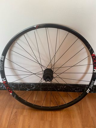 Rueda Trasera DT Swiss 1900 Hybrid 29”