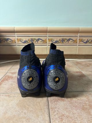 Botas de fútbol New Balance Tekela