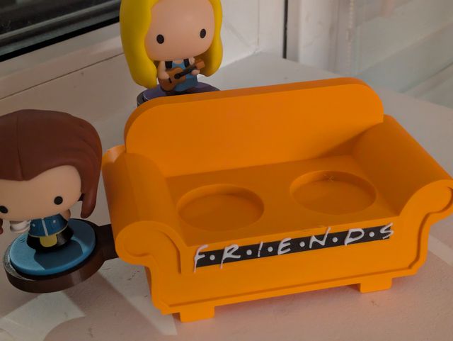 Sofá Friends McDonald's Figuras Phoebe Rachel