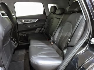 Ebro S700 1.6 TGDI Luxury 7 DCT