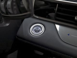 Ebro S700 1.6 TGDI Luxury 7 DCT