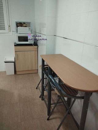 Piso en alquiler en Puerta Blanca en Málaga