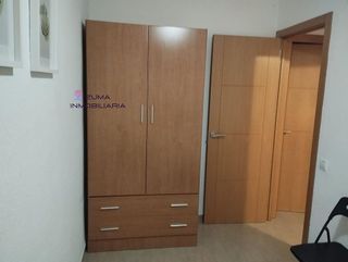 Piso en alquiler en Puerta Blanca en Málaga