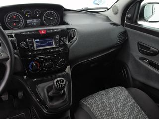 Lancia Ypsilon 1.2 Silver evo II