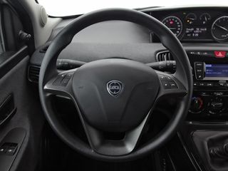 Lancia Ypsilon 1.2 Silver evo II