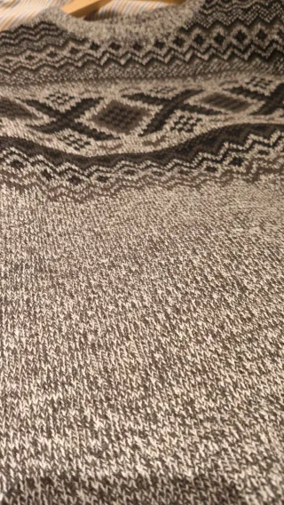 Jersey Pull&Bear Talla M Estampado Geométrico