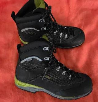 Botas de montaña Restard Gore-Tex