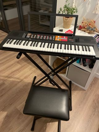 Teclado Yamaha F51