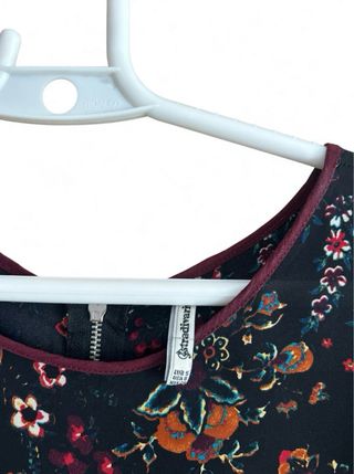 Blusa floral manga larga