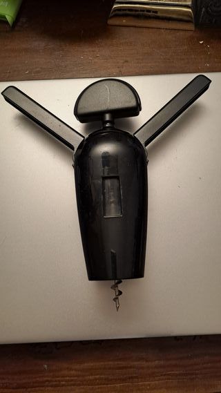 Cavatappi vintage realizzato da Fratelli Guzzini