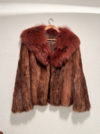 Chaqueta visón sintético marrón
