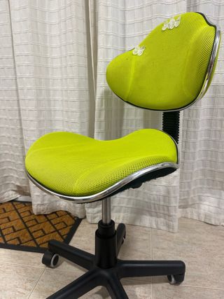Silla de oficina/estudio verde y negra