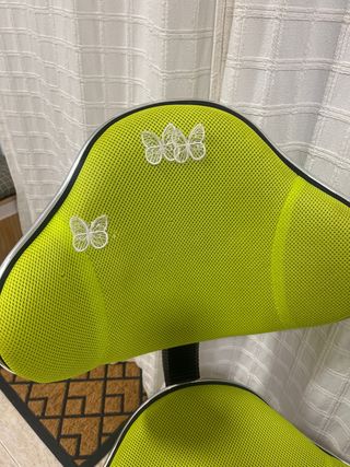 Silla de oficina/estudio verde y negra