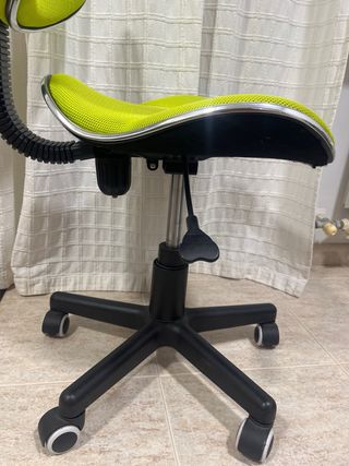 Silla de oficina/estudio verde y negra