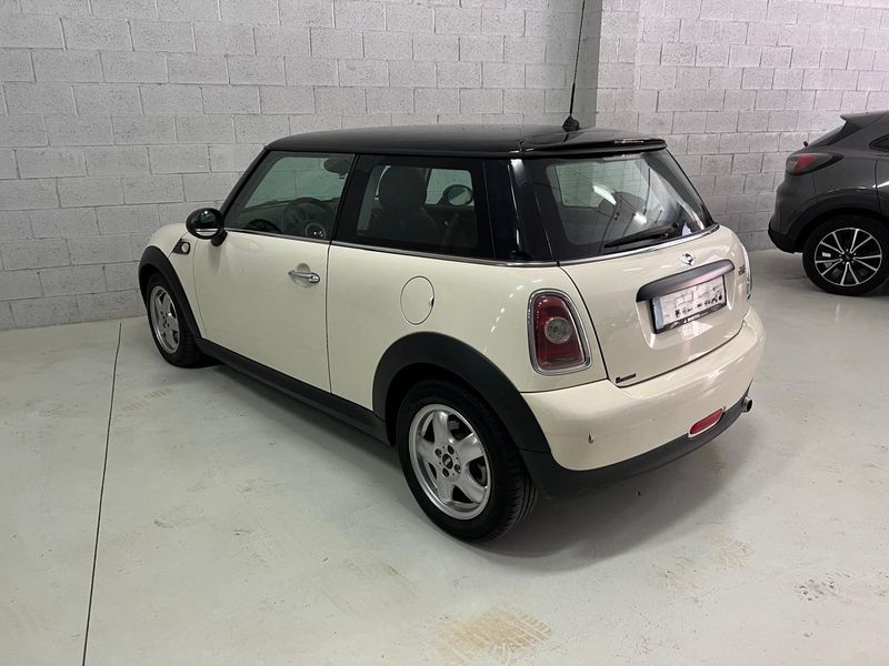 MINI One 2009, foto 6